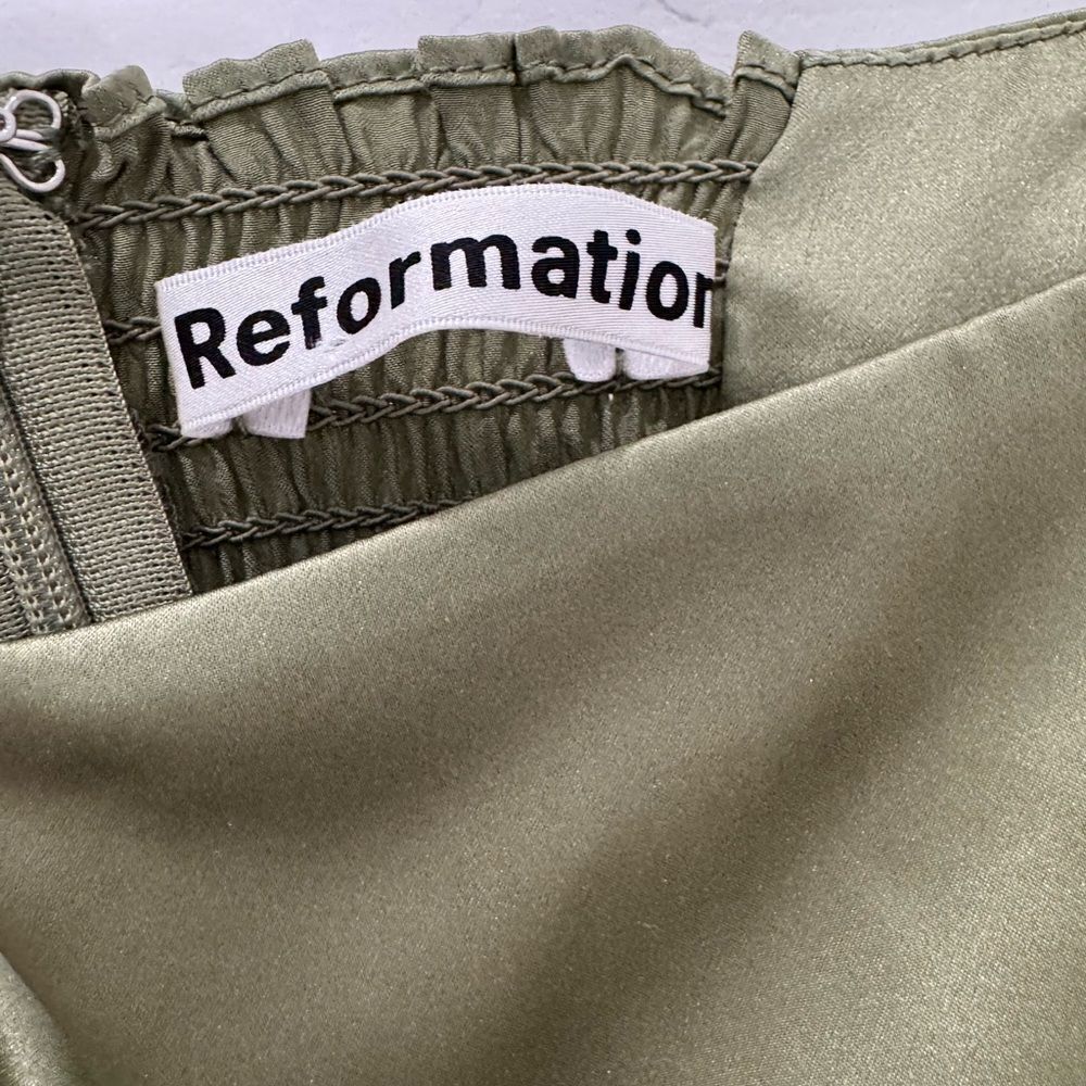 Reformation Maryanne Silk Dress in green - Picture 8 of 9